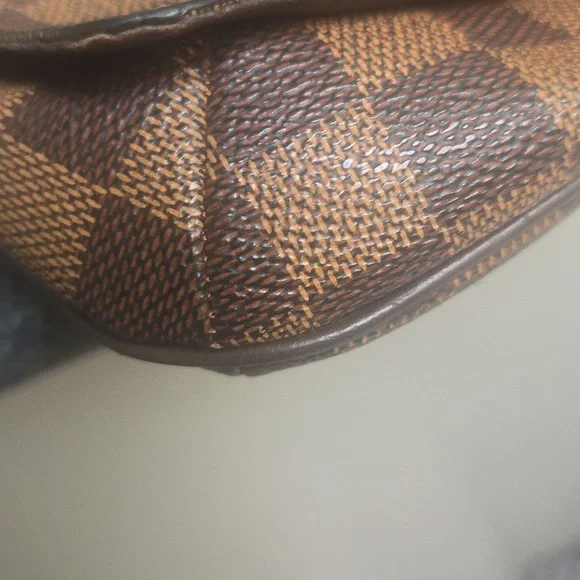 Damier Ebene Mussette Bag - Picture 5 of 10